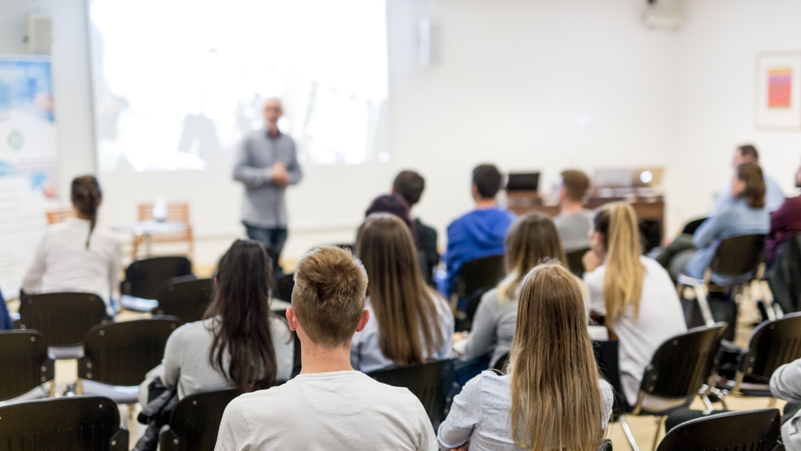 Franziska Schüttelbauer Nebentätigkeit HFU